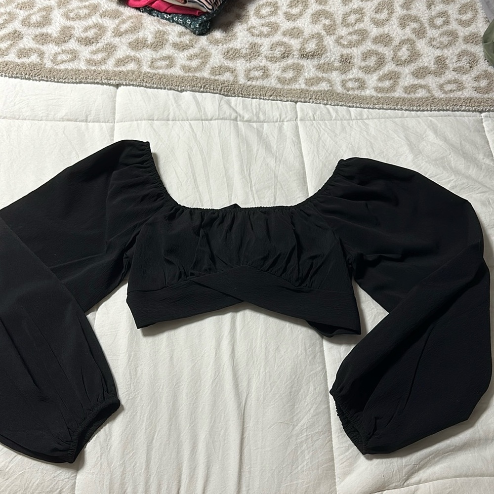 Shein xs long sleeve crop top
